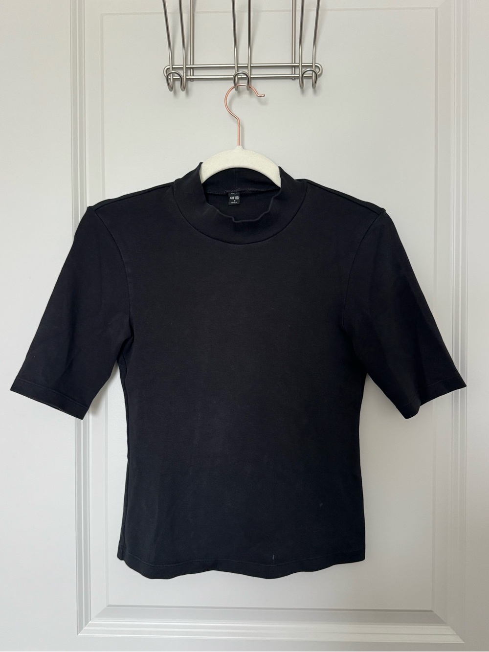 Uniqlo Women’s Black Mockneck Tshirt